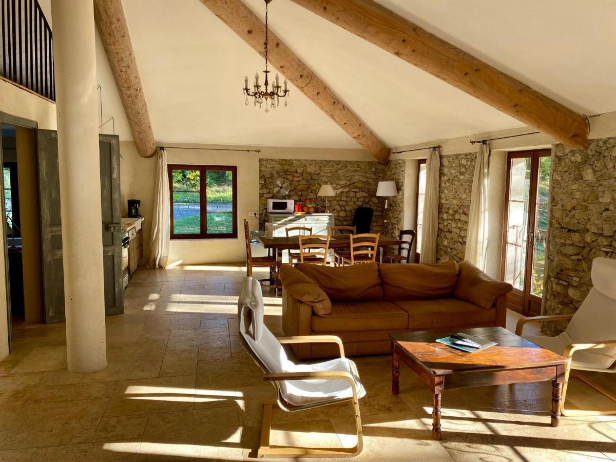 Notre Dame Des Anges Apartment Lurs Екстериор снимка