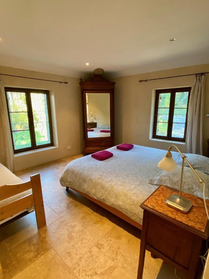 Notre Dame Des Anges Apartment Lurs Екстериор снимка