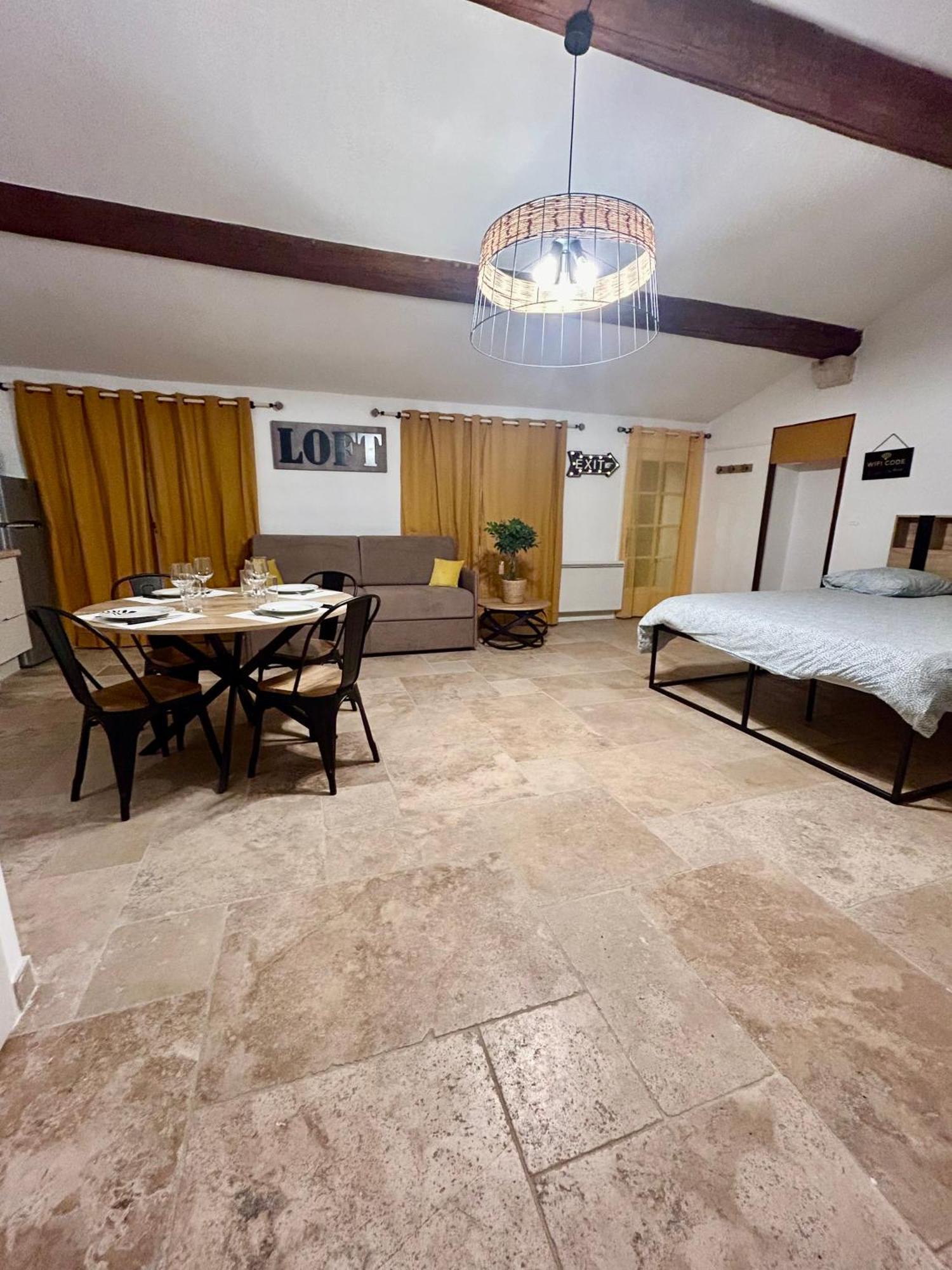 Notre Dame Des Anges Apartment Lurs Екстериор снимка